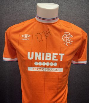Raffle ticket: Win a top signed by manager, Danny Rohl