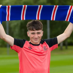 Fergusson Signs Pro Contract